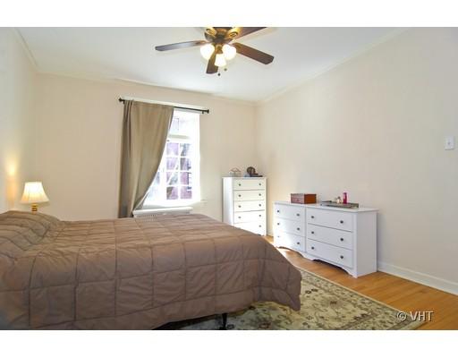 507 West Aldine Avenue, Unit 2B Chicago, IL 60657 - Photo 9 of 16