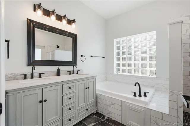 $525,000 | 884 Northwest Waterlily Place, Stuart, FL 34994