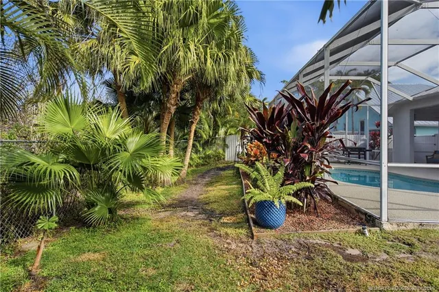 $525,000 | 884 Northwest Waterlily Place, Stuart, FL 34994