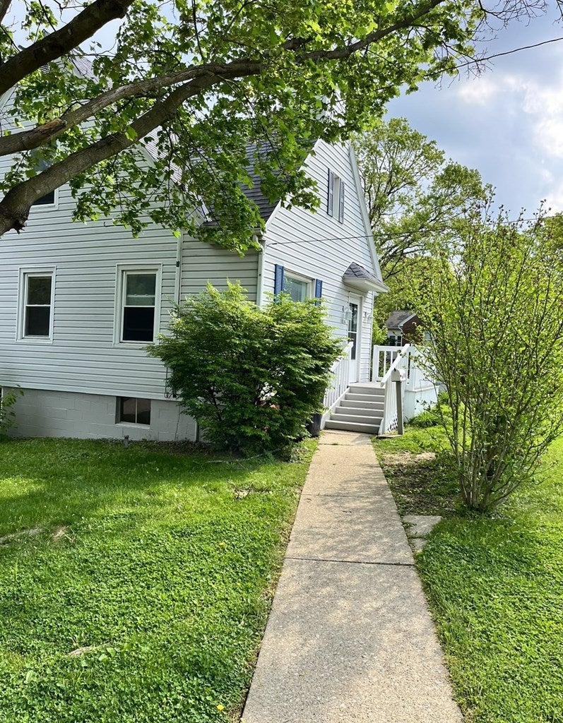 1016 Smith Road Ashland, OH 44805 - Photo 3 of 26 Gallery Image 3