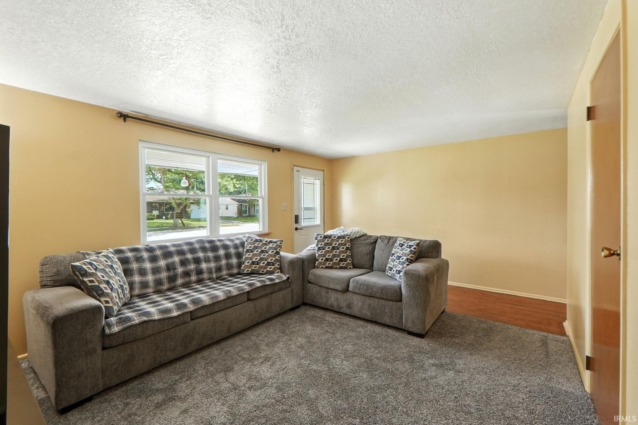 7129 Cranberry Road Fort Wayne, IN 46825 - Photo 4 of 19 Gallery Image 4