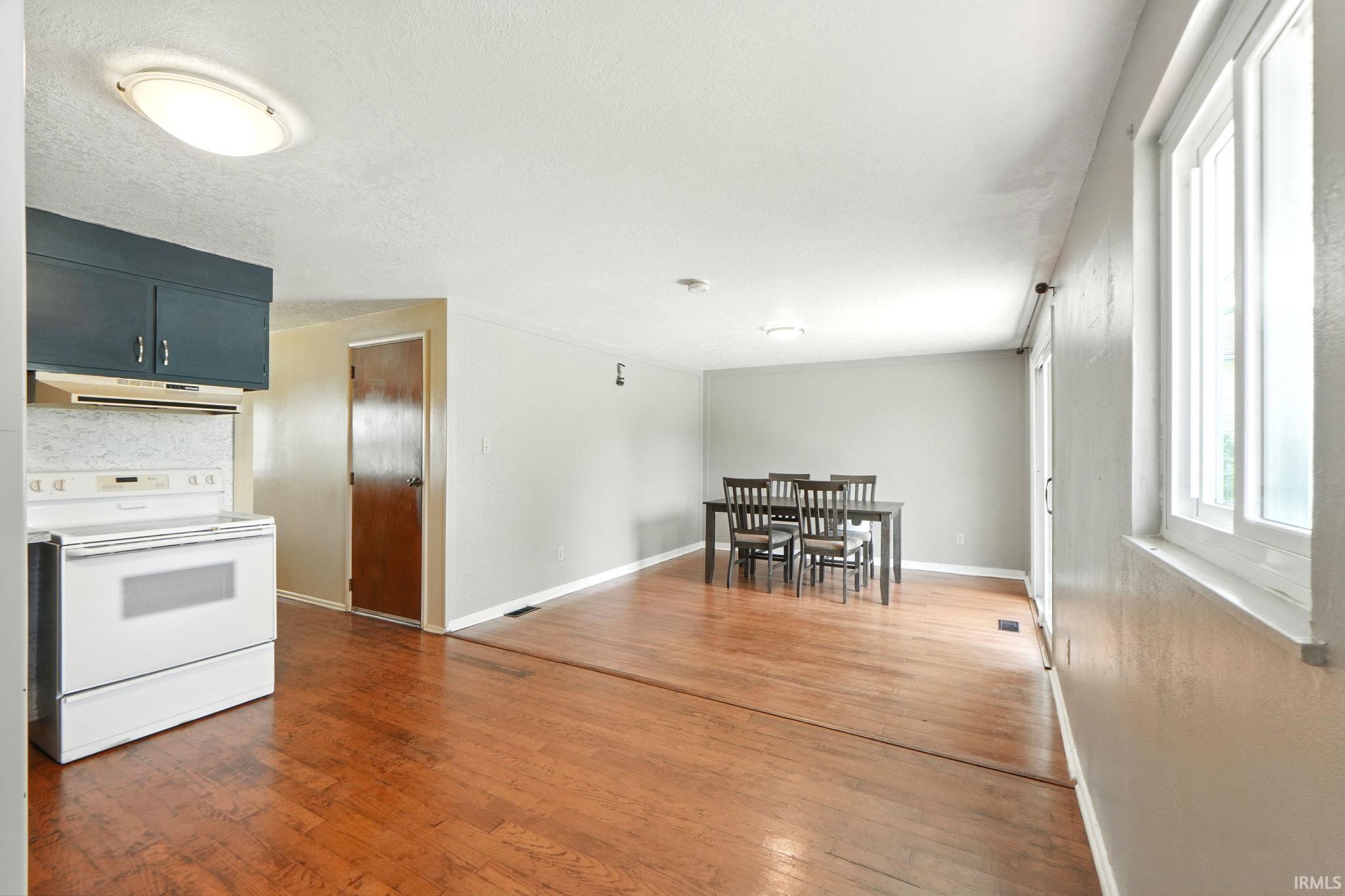 7129 Cranberry Road Fort Wayne, IN 46825 - Photo 6 of 19 Gallery Image 6
