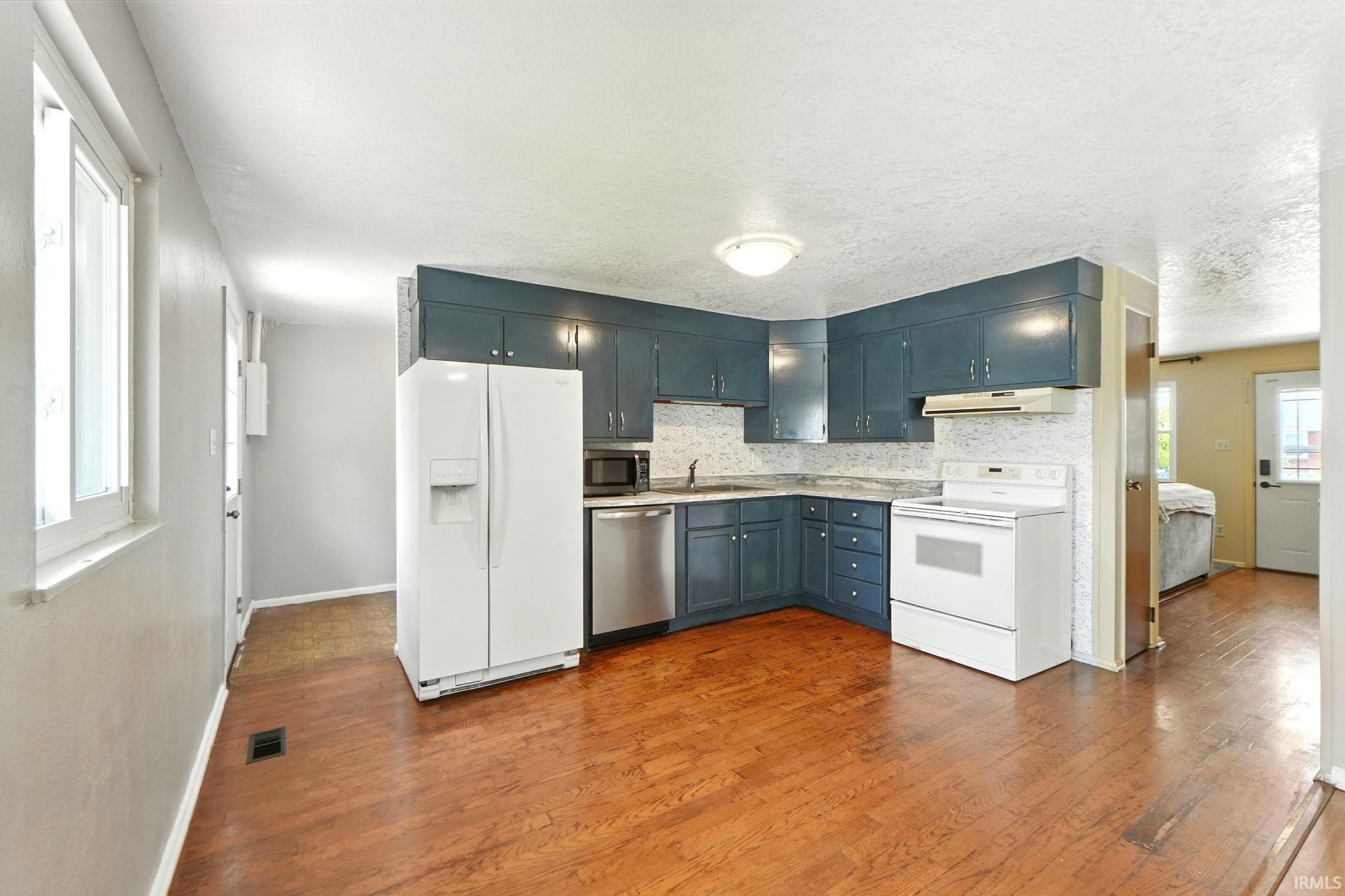 7129 Cranberry Road Fort Wayne, IN 46825 - Photo 7 of 19 Gallery Image 7