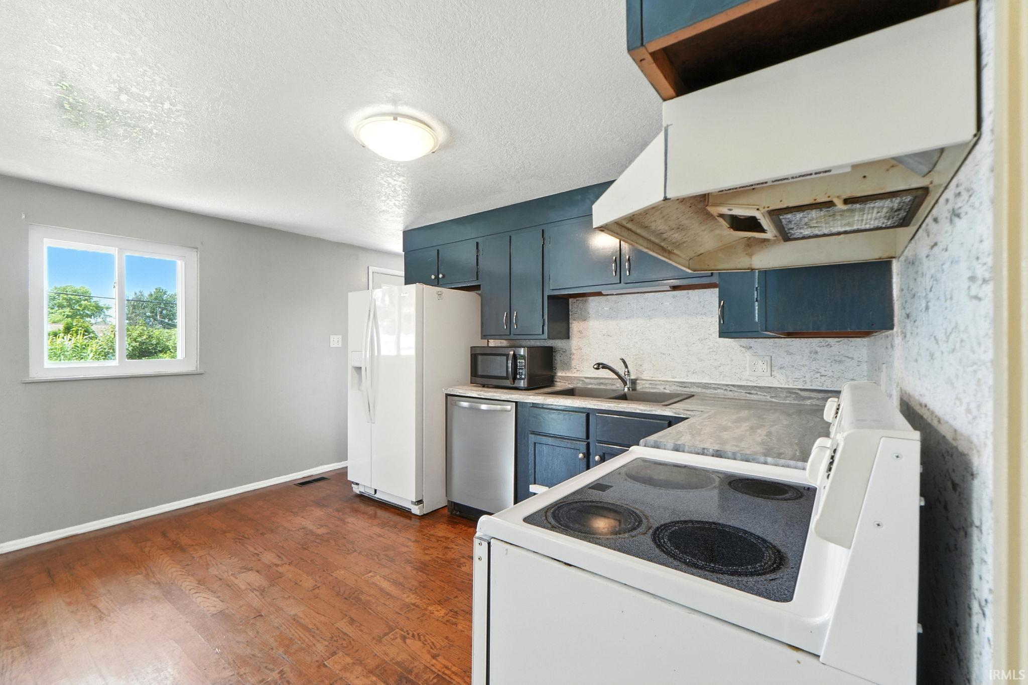 7129 Cranberry Road Fort Wayne, IN 46825 - Photo 9 of 19 Gallery Image 9