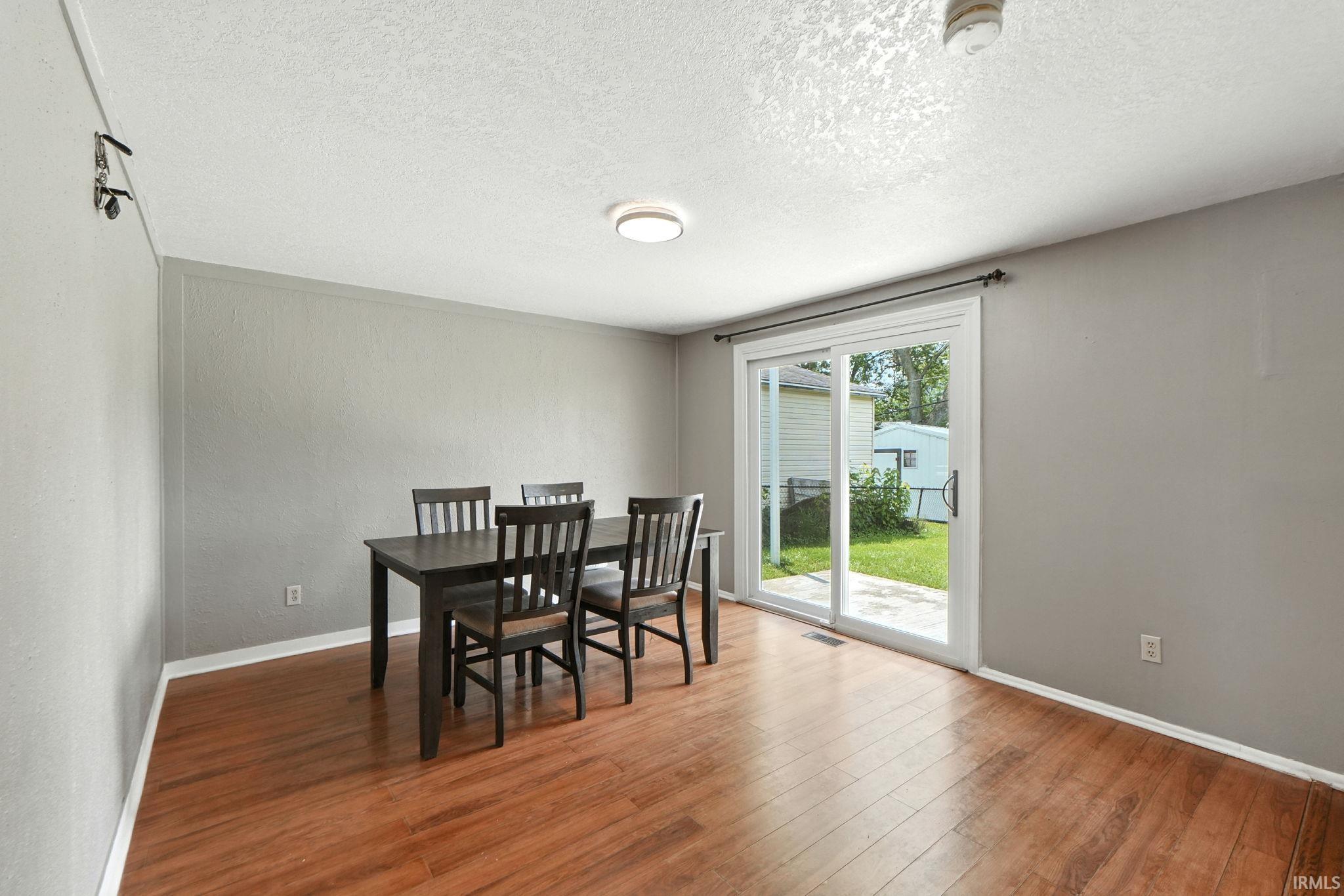 7129 Cranberry Road Fort Wayne, IN 46825 - Photo 10 of 19 Gallery Image 10