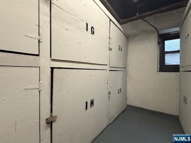 $1,900 | 95 Orient Way, Unit 1H, Rutherford, NJ 07070