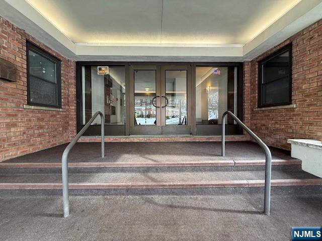 95 Orient Way, Unit 1H Rutherford, NJ 07070 - Photo 3 of 21