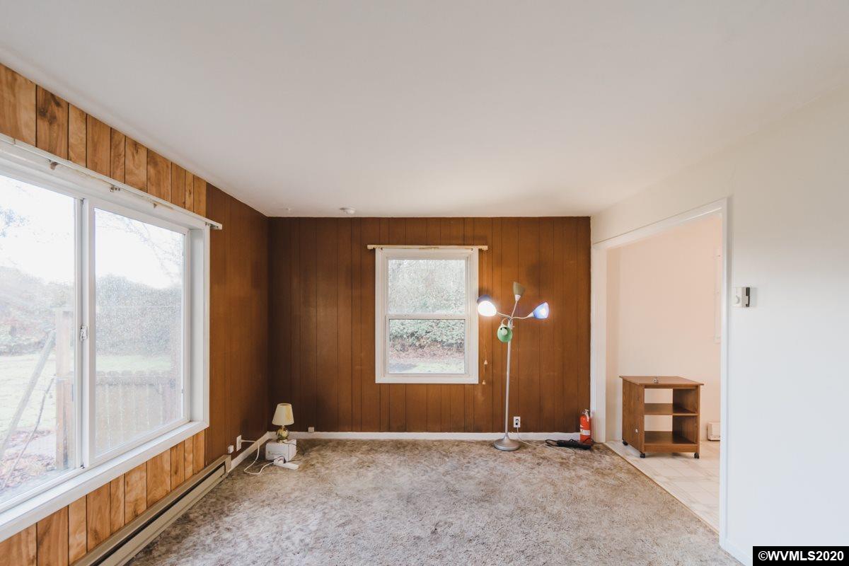 34249 Fry Road Southeast Albany, OR 97322 - Photo 7 of 42