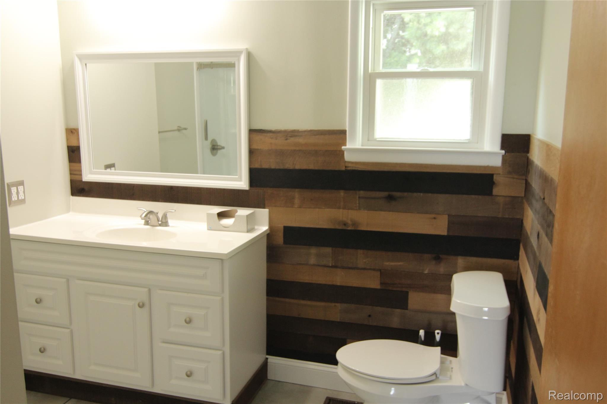 8329 Tubspring Road Almont, MI 48003 - Photo 29 of 37 IMG_1835.JPG