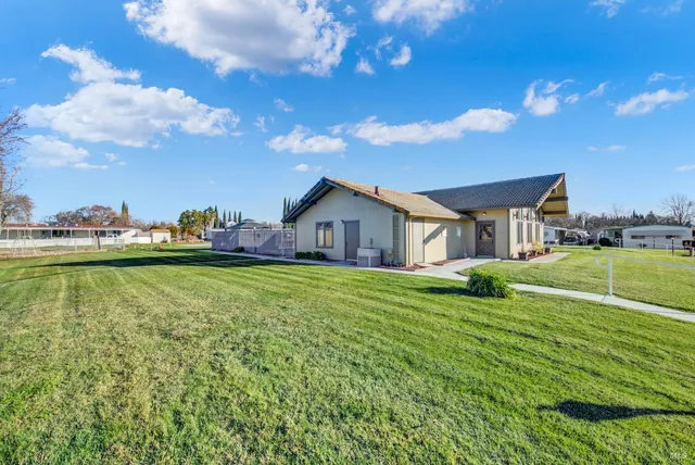 $165,500 | 1597 Alamo Drive, Unit 175, Vacaville, CA 95687