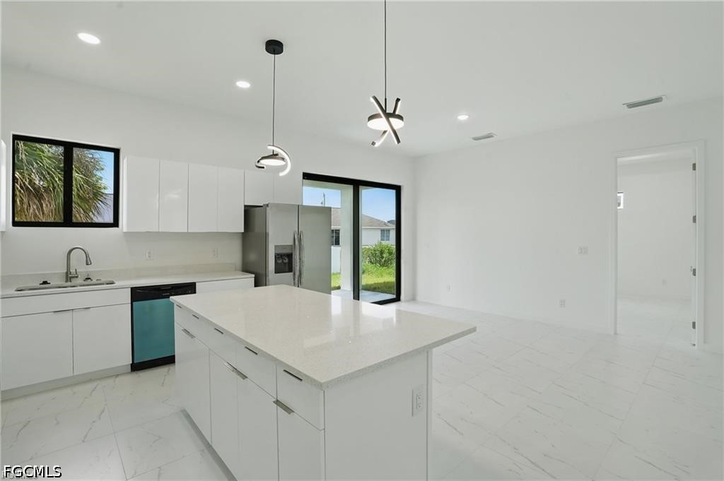 472 Rajah Street Lehigh Acres, FL 33974 - Photo 6 of 25