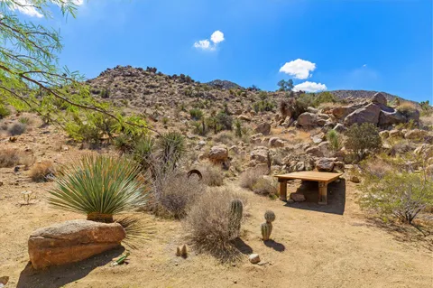 $844,000 | 8744 Star Lane, Joshua Tree, CA 92252