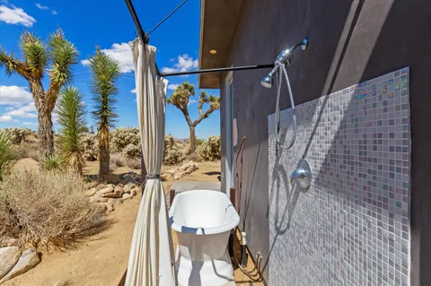 $844,000 | 8744 Star Lane, Joshua Tree, CA 92252