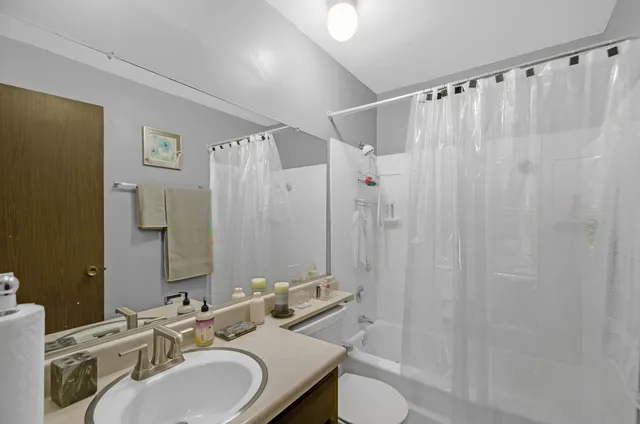 $69,999 | 14635 Greenwood Road, Unit 103, Dolton, IL 60419