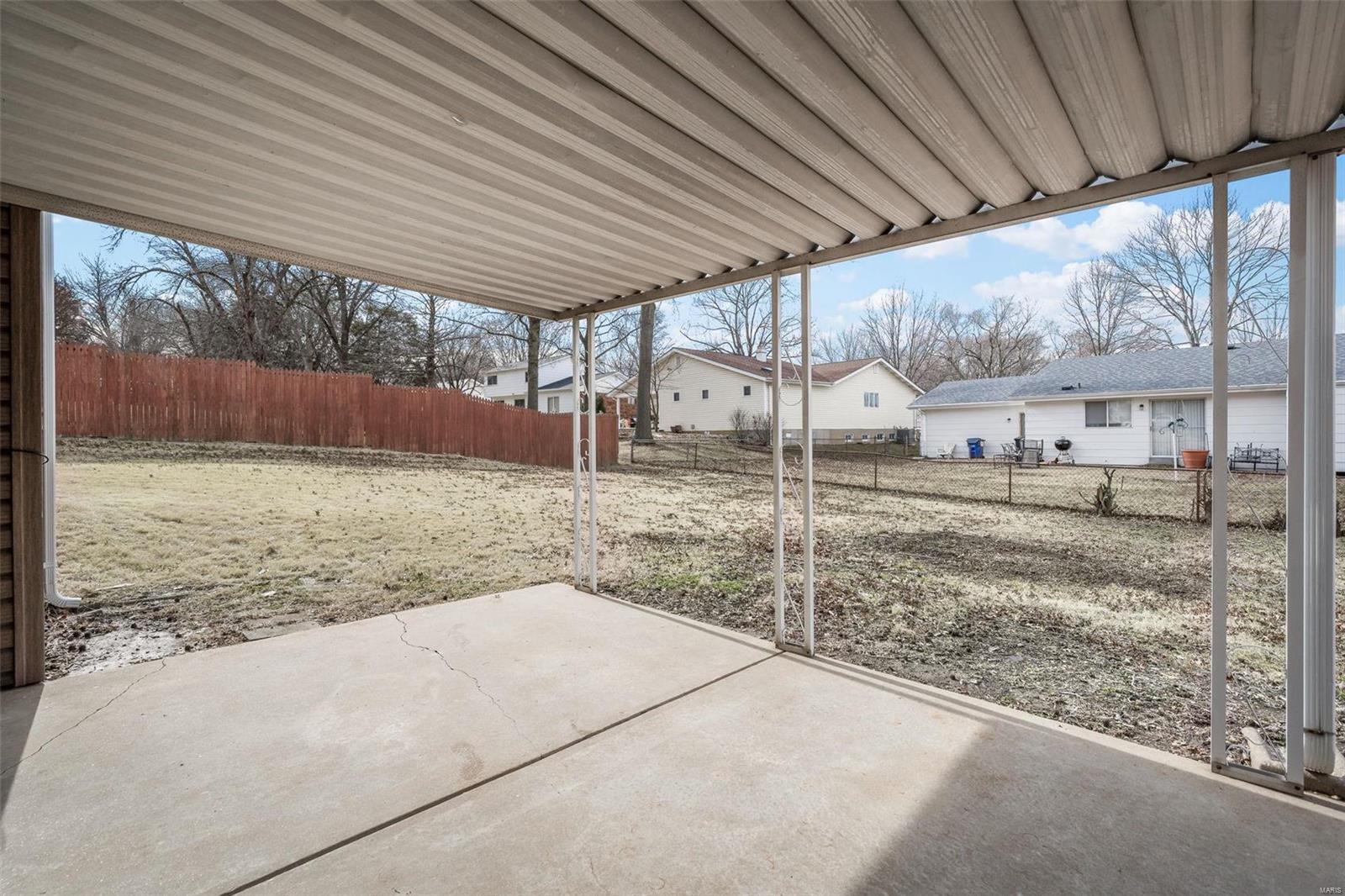 2385 Derhake Road Florissant, MO 63033 - Photo 36 of 39