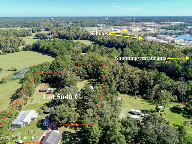 a view of an outdoor space and lakeside