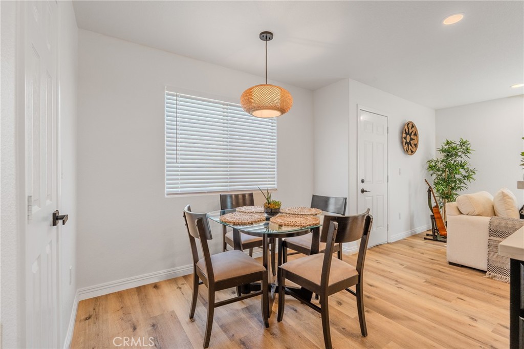 34634 Pso Del Valle Barstow, CA 92311 - Photo 7 of 37 a dining room with furniture and window
