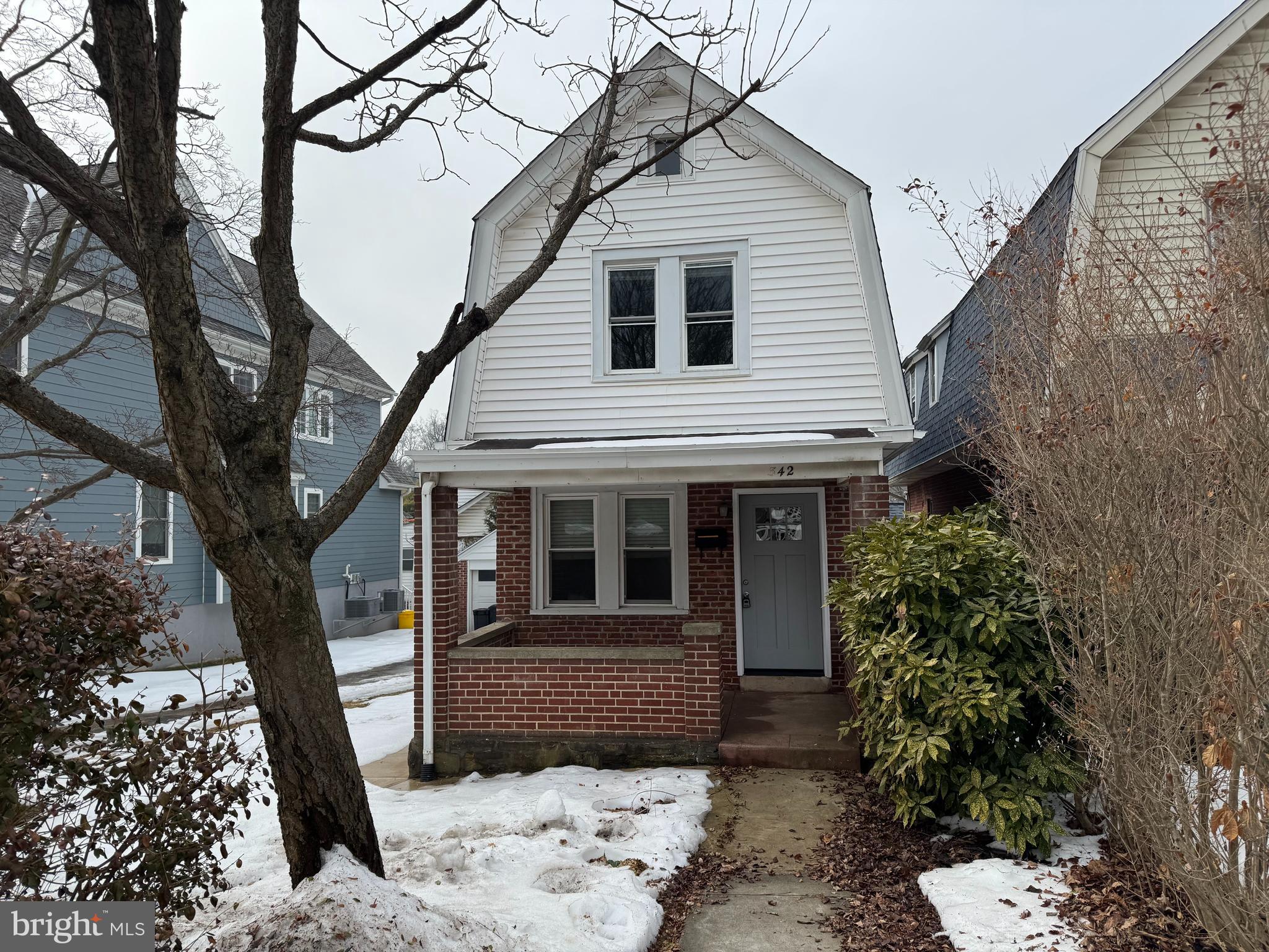 342 Dudley Avenue Narberth, PA 19072 - Photo 2 of 18