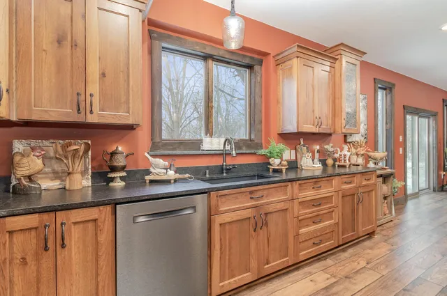 $3,799,999 | 7243 Hazelwood Avenue, Northfield, MN 55057