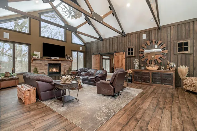 $3,799,999 | 7243 Hazelwood Avenue, Northfield, MN 55057