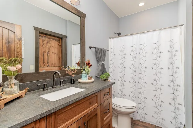 $3,799,999 | 7243 Hazelwood Avenue, Northfield, MN 55057