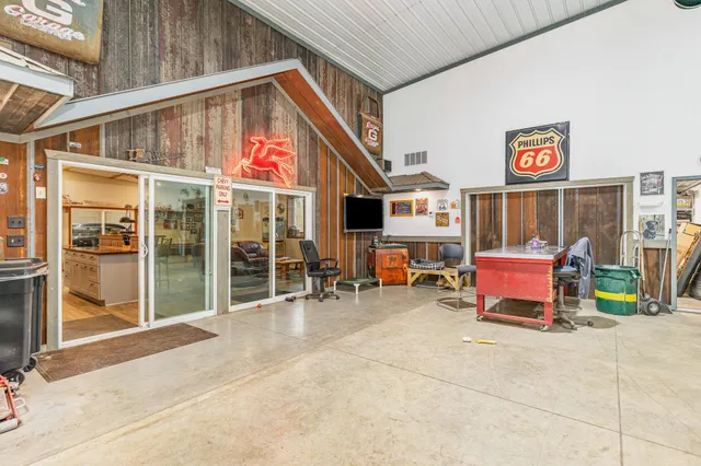 $3,799,999 | 7243 Hazelwood Avenue, Northfield, MN 55057