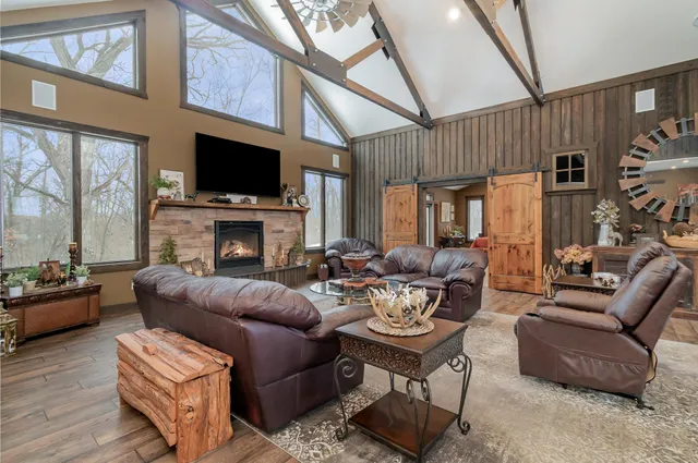 $3,799,999 | 7243 Hazelwood Avenue, Northfield, MN 55057