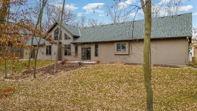 $3,799,999 | 7243 Hazelwood Avenue, Northfield, MN 55057