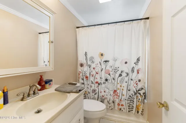 $249,900 | 208 North Church Street, Faison, NC 28341