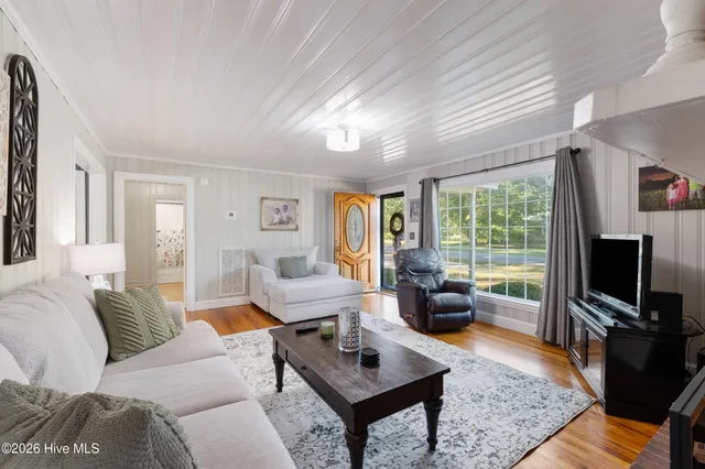 $249,900 | 208 North Church Street, Faison, NC 28341