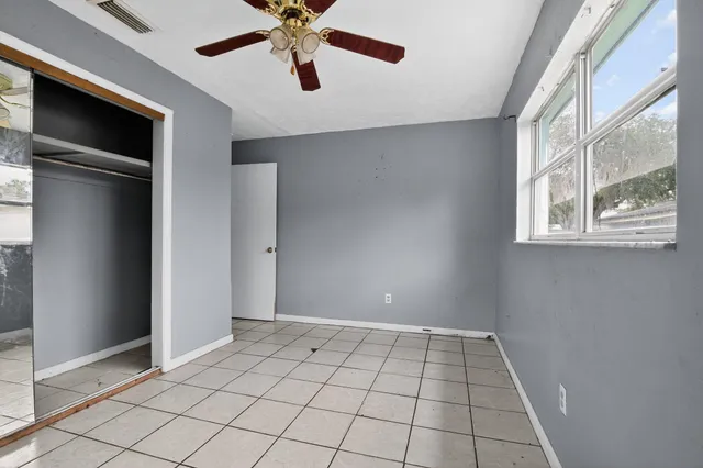 $137,700 | 1228 Southeast 19th Street, Gainesville, FL 32641