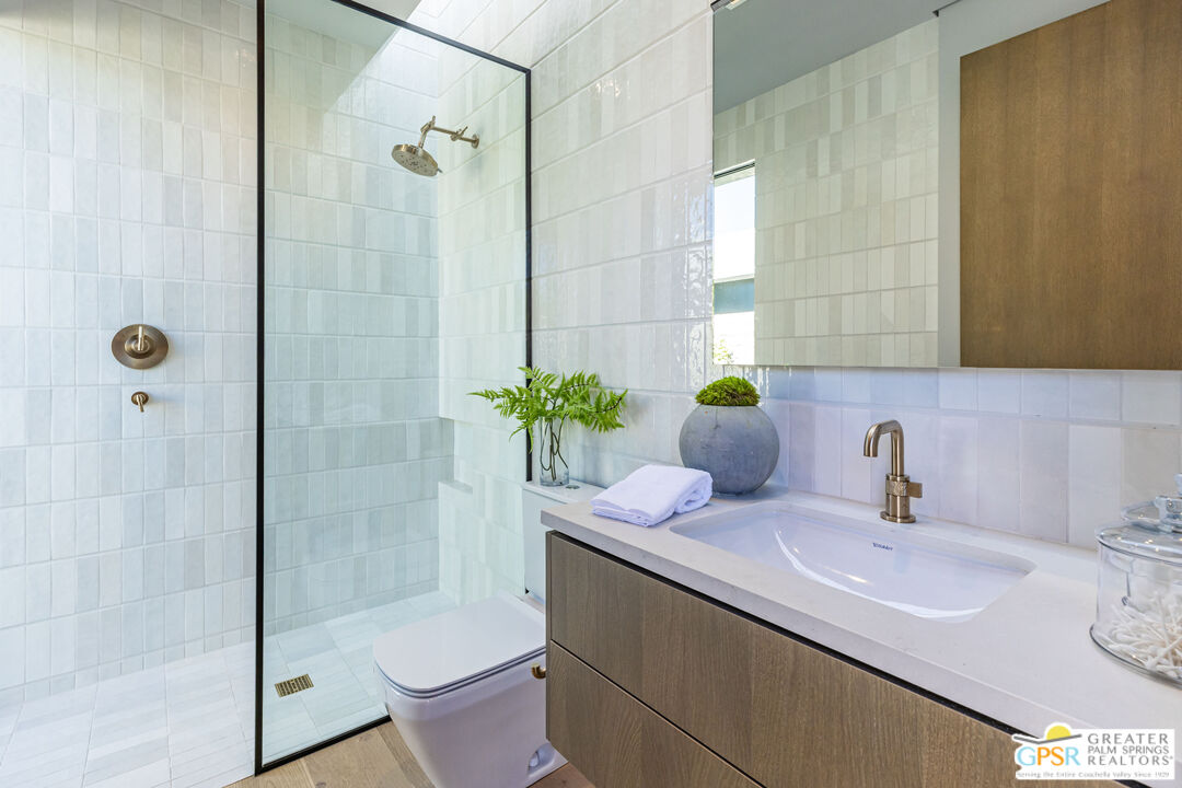 1 Echo Lane Rancho Mirage, CA 92270 - Photo 45 of 51 a bathroom with a sink toilet and shower