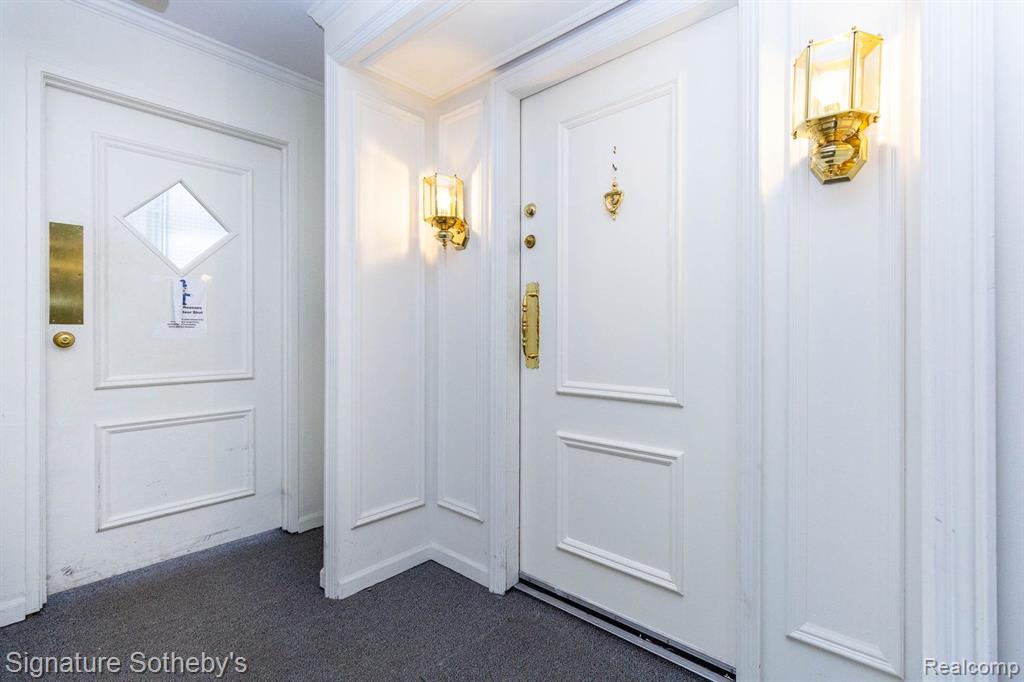 19710 West 13 Mile Road, Unit 101 Beverly Hills, MI 48025 - Photo 4 of 40