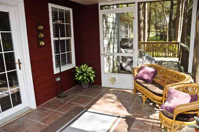 1702 Folkstone Road, Unit 2 Tallahassee, FL 32312 - Photo 1 of 25 Gallery Image 1