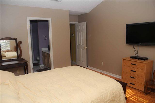 1702 Folkstone Road, Unit 2 Tallahassee, FL 32312 - Photo 11 of 25 Gallery Image 11