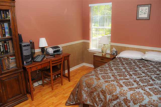 1702 Folkstone Road, Unit 2 Tallahassee, FL 32312 - Photo 7 of 25 Gallery Image 7