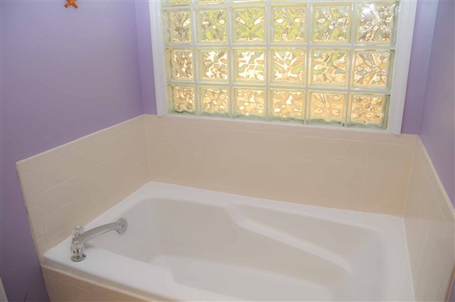 1702 Folkstone Road, Unit 2 Tallahassee, FL 32312 - Photo 9 of 25 Gallery Image 9