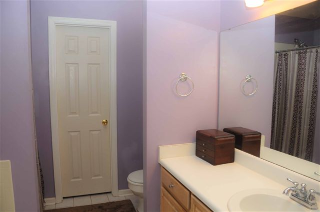 1702 Folkstone Road, Unit 2 Tallahassee, FL 32312 - Photo 10 of 25 Gallery Image 10