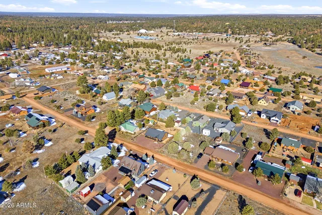 $399,999 | 2230 Page Drive, Overgaard, AZ 85933