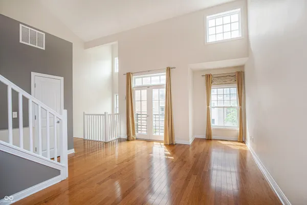 $2,800 | 517 North Park Avenue, Indianapolis, IN 46202