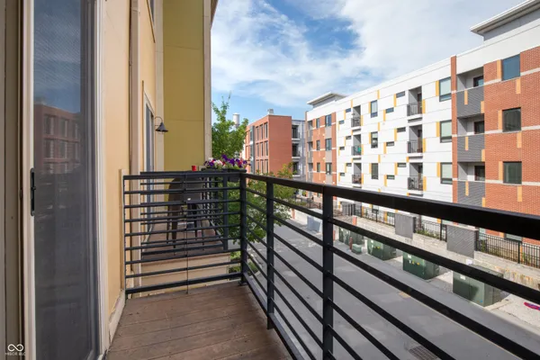 $2,800 | 517 North Park Avenue, Indianapolis, IN 46202