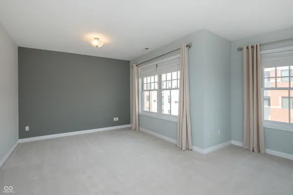 $2,800 | 517 North Park Avenue, Indianapolis, IN 46202