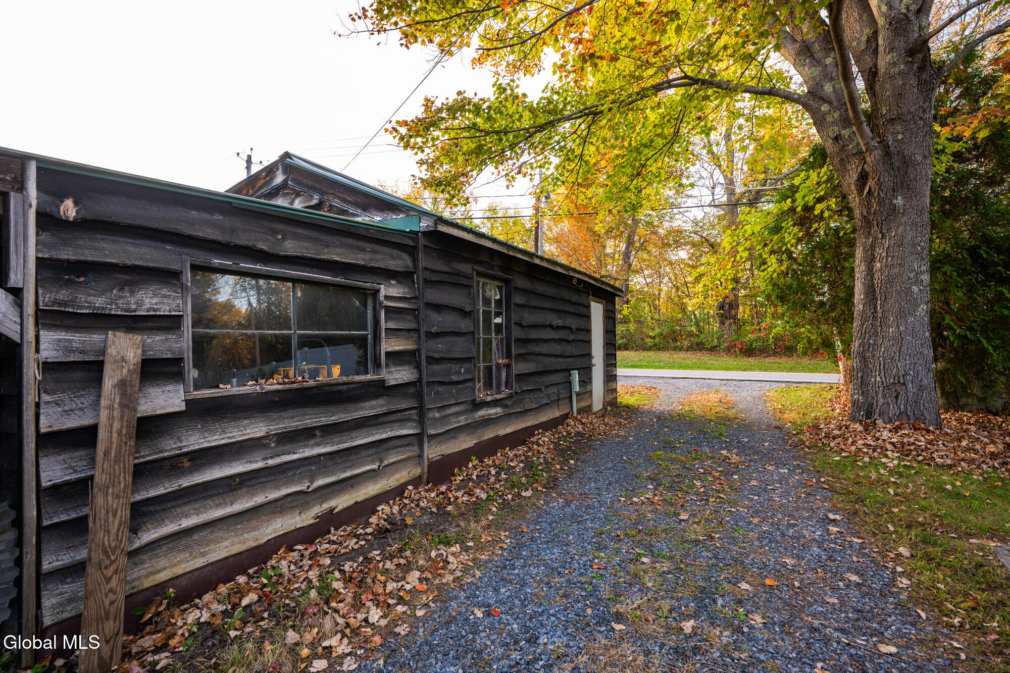 261 Old Post Road Malta, NY 12020 - Photo 13 of 48 _NZB5845