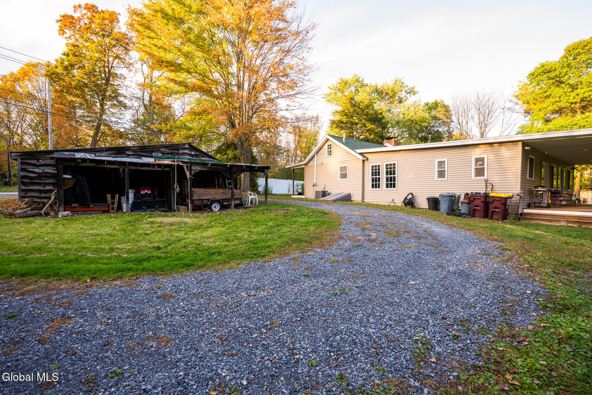 261 Old Post Road Malta, NY 12020 - Photo 14 of 48 _NZB5843