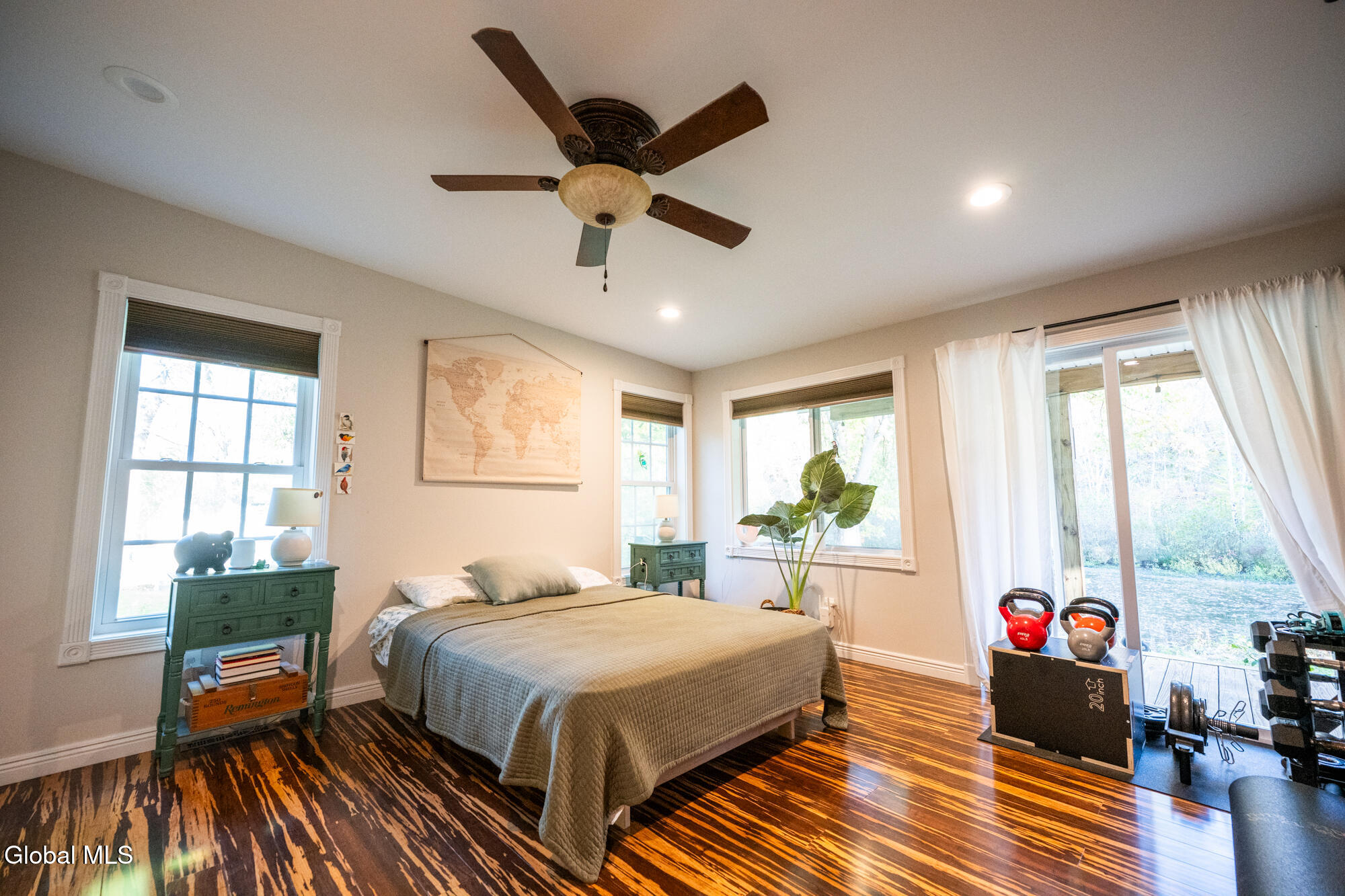 261 Old Post Road Malta, NY 12020 - Photo 33 of 48 _NZB5774