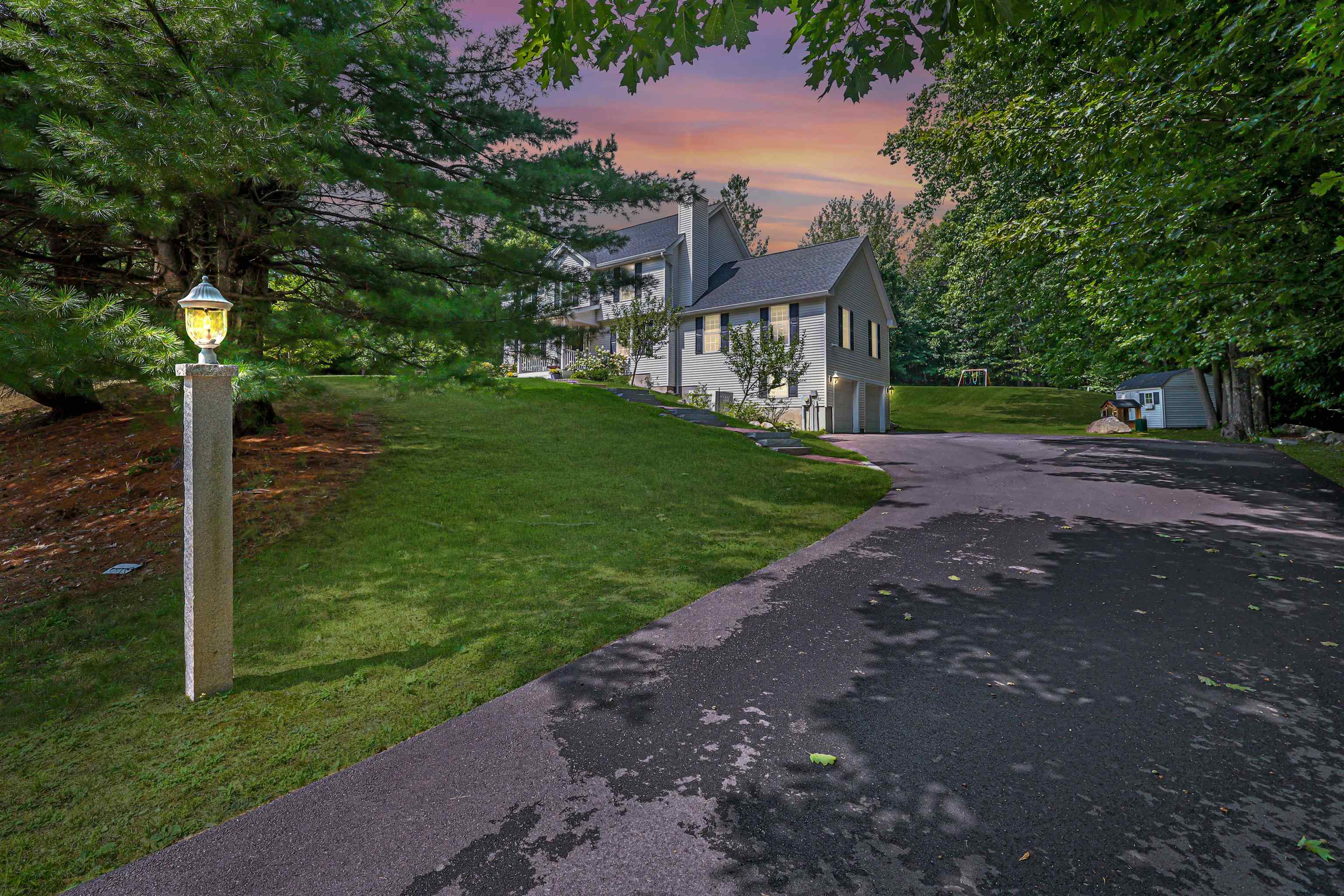 121 Birkdale Road Bedford, NH 03110 - Photo 43 of 44 Gallery Image 43