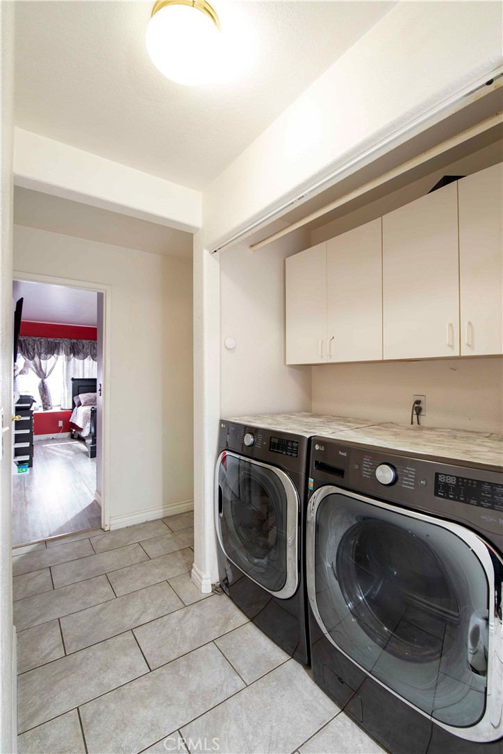 4543 Windstar Way Palmdale, CA 93552 - Photo 15 of 49