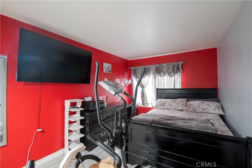 4543 Windstar Way Palmdale, CA 93552 - Photo 18 of 49