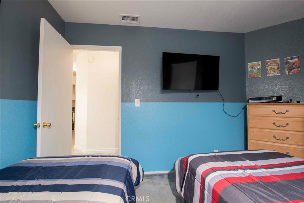 4543 Windstar Way Palmdale, CA 93552 - Photo 25 of 49