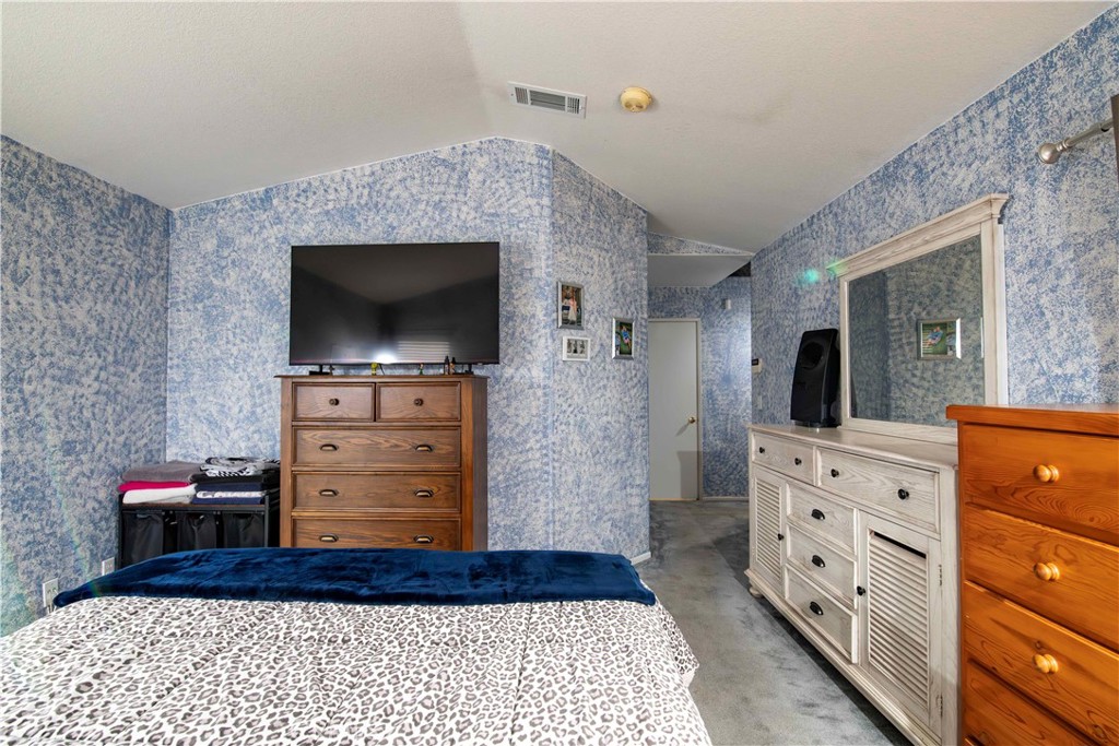 4543 Windstar Way Palmdale, CA 93552 - Photo 28 of 49